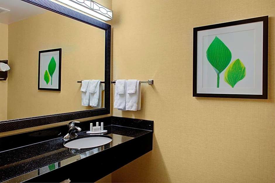 Fairfield Inn and Suites by Marriott Montgomery EastChase