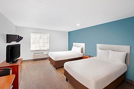 Standard Studio 2 Queen Beds Non-Smoking