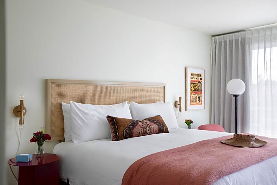 The Starlight Motor Inn