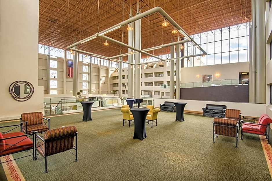 Crowne Plaza Indianapolis-Airport By IHG