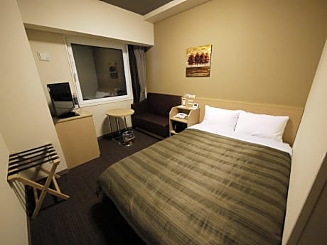 Double Room with Small Double Bed - Non-Smoking