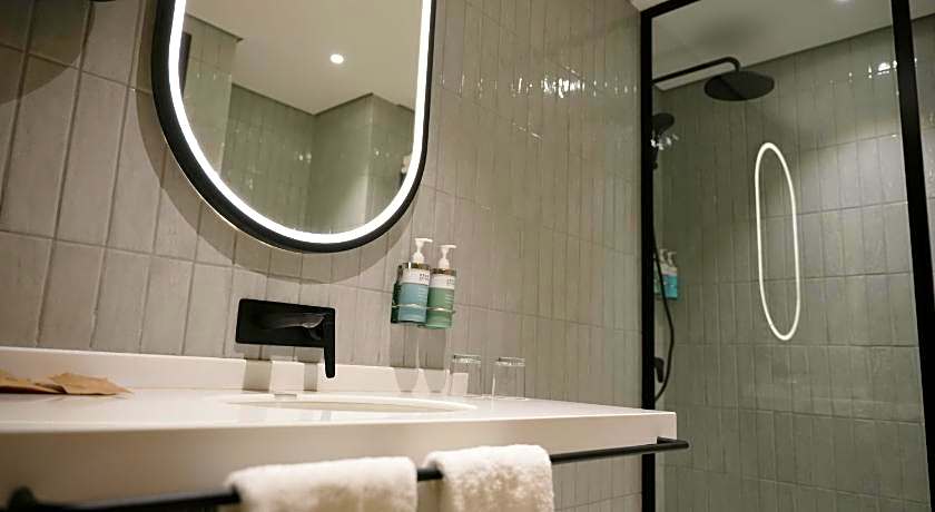 Novotel Riyadh Al Anoud Hotel