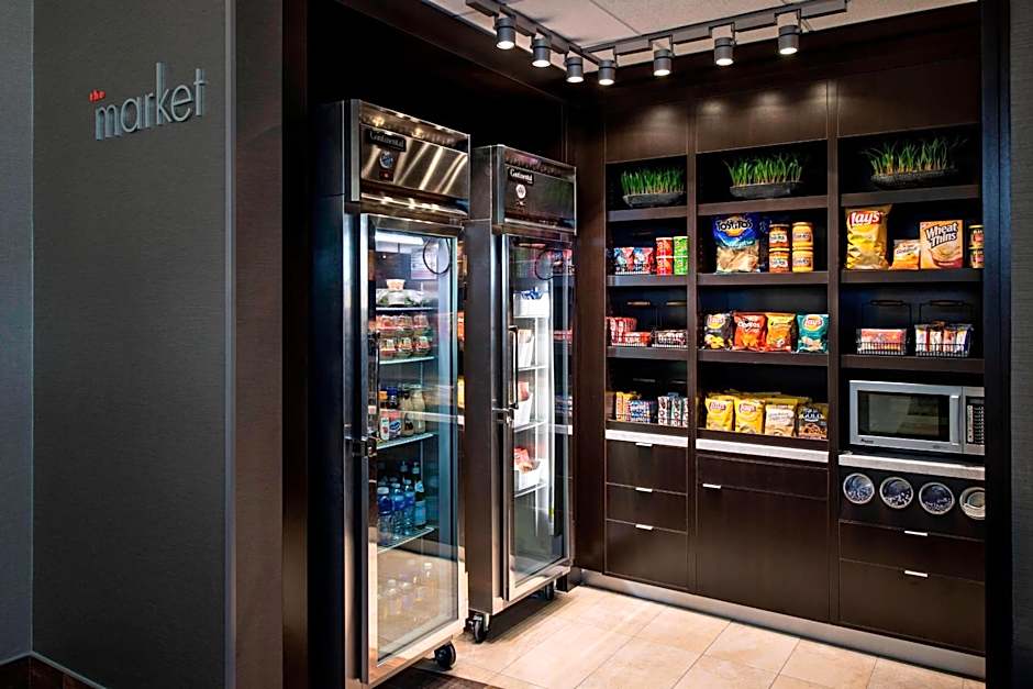 Courtyard by Marriott Calgary South