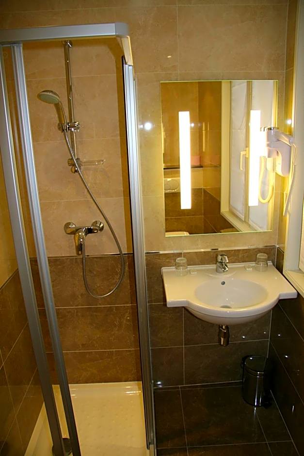 Hotel Bellevue Saint-Lazare