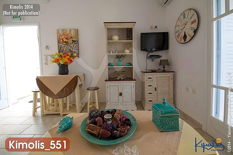 Photo 1 of 4 of Family Junior Suite