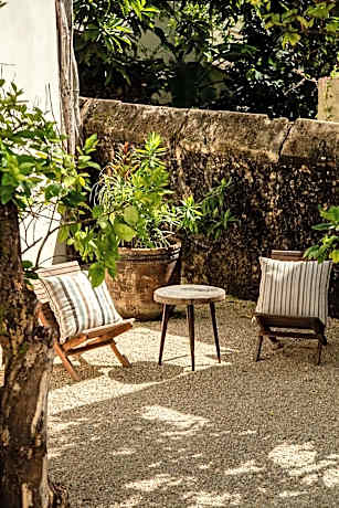 Deluxe Double Room with Extra Bed