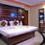 Foxoso Taj View Hotel