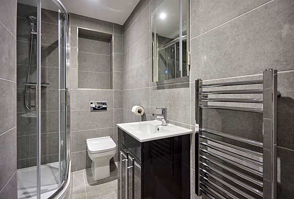 The Ashcroft Studios & Apartments with Free Parking