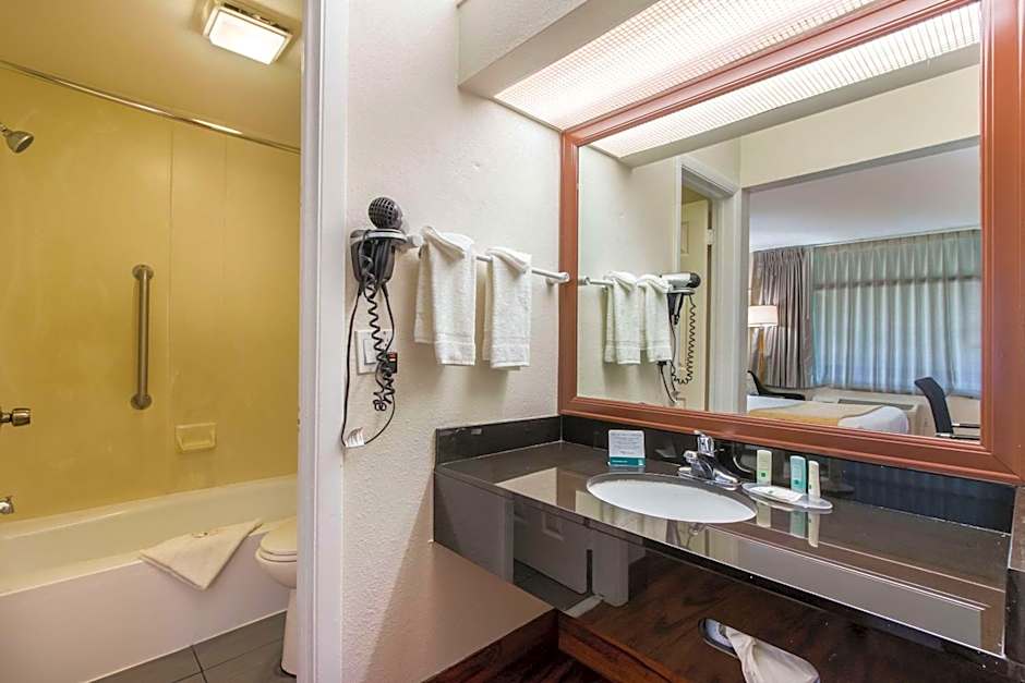 Quality Inn Boca Raton