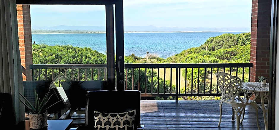 Shaloha Guesthouse on Supertubes