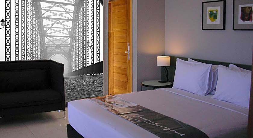 Scala – Bed and Beyond Hotel