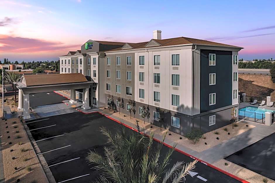 Holiday Inn Express Fresno River Park Highway 41 By IHG