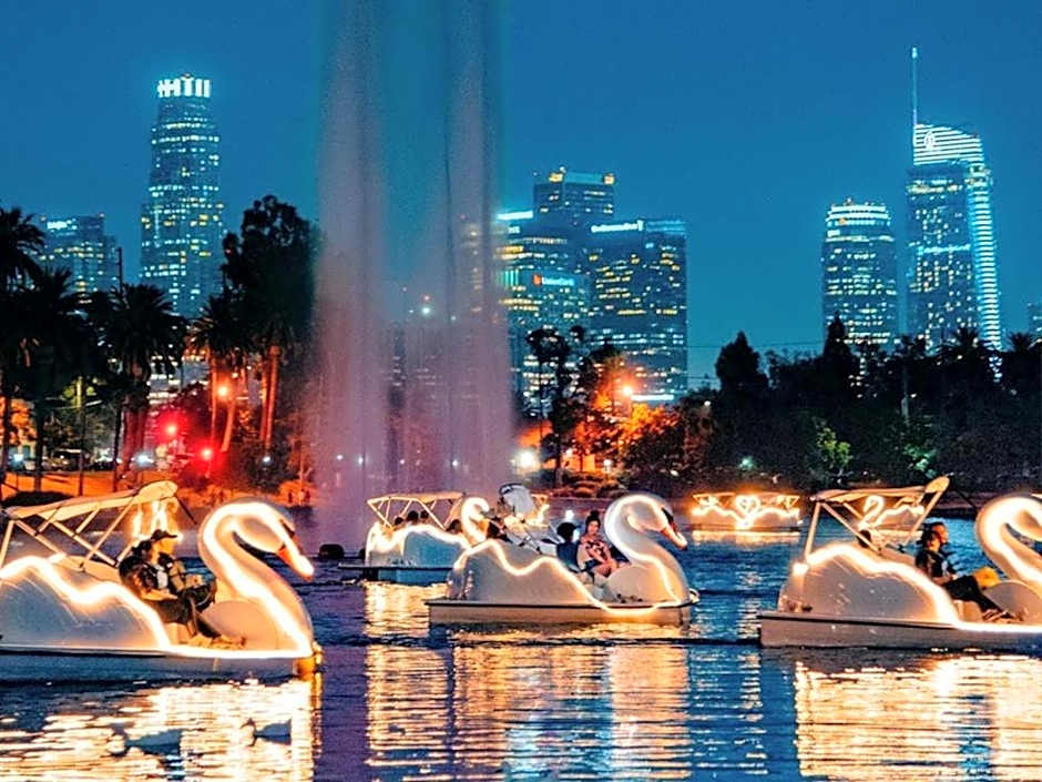 Downtown Los Angeles Skyline balcony view Modern Penthouse