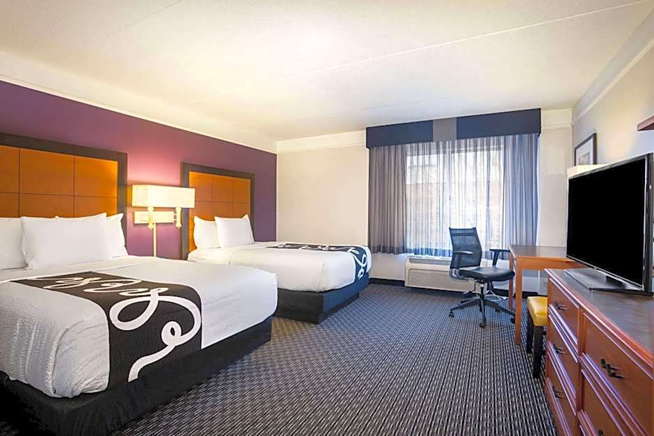 La Quinta Inn & Suites by Wyndham Westport