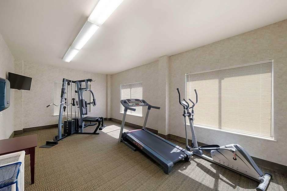Quality Inn & Suites Terrell