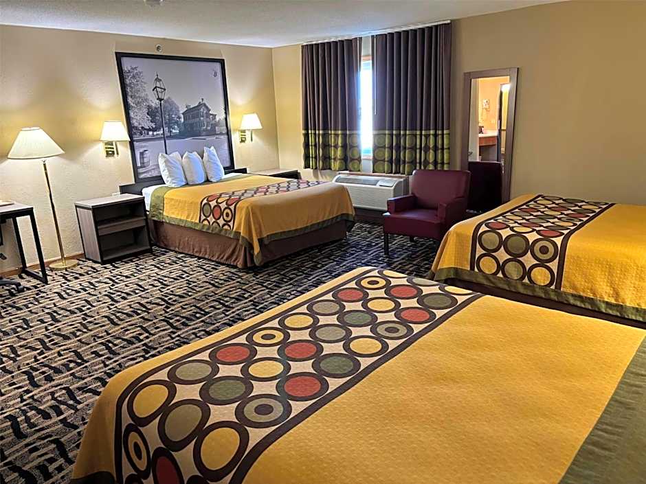Super 8 by Wyndham McLean/Bloomington SW
