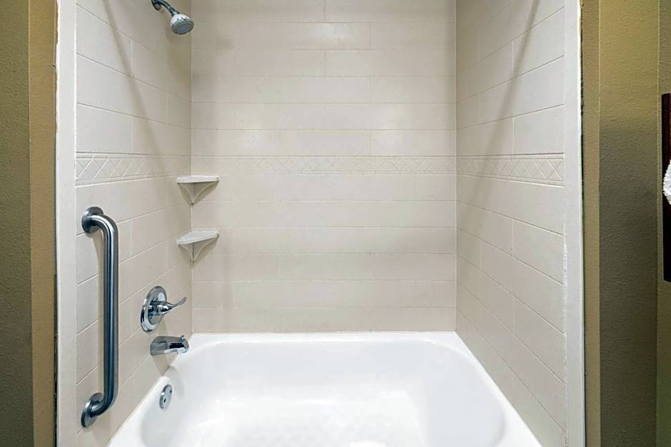 La Quinta Inn & Suites by Wyndham Boutte