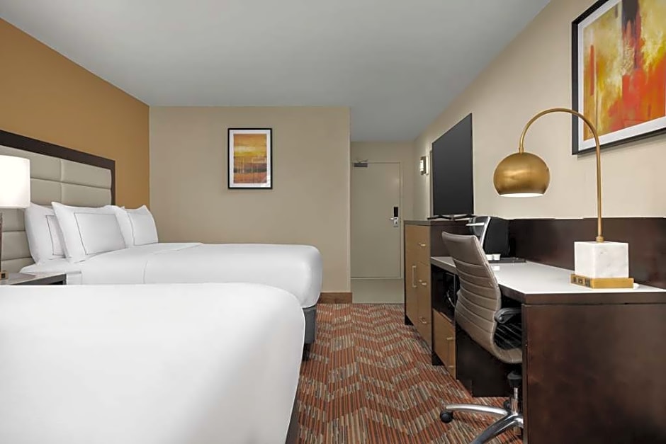 DoubleTree by Hilton Greensboro Airport