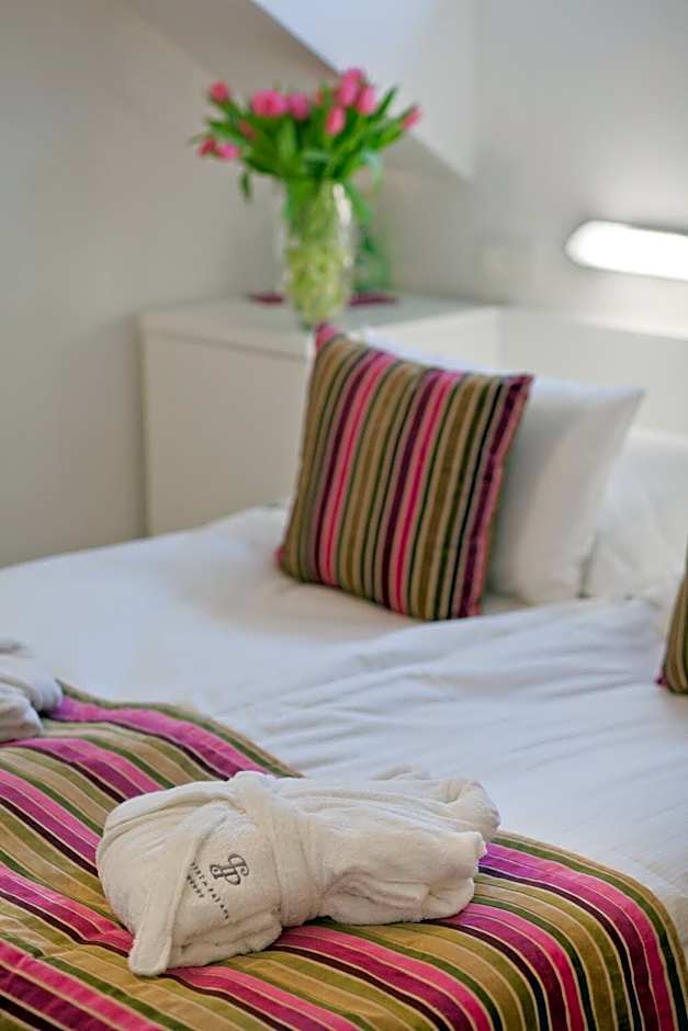 Platinum Palace Residence Boutique Hotel