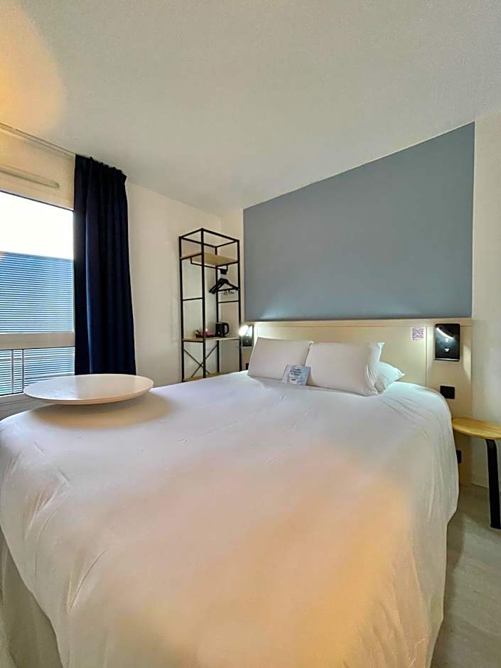 Kyriad Hotel La Fleche