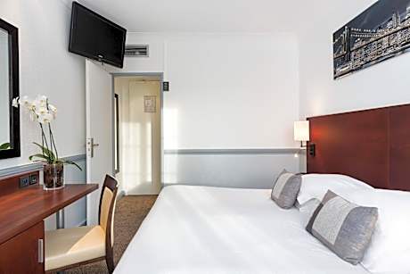 Superior Room with Balcony