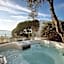 Hotel Adonis