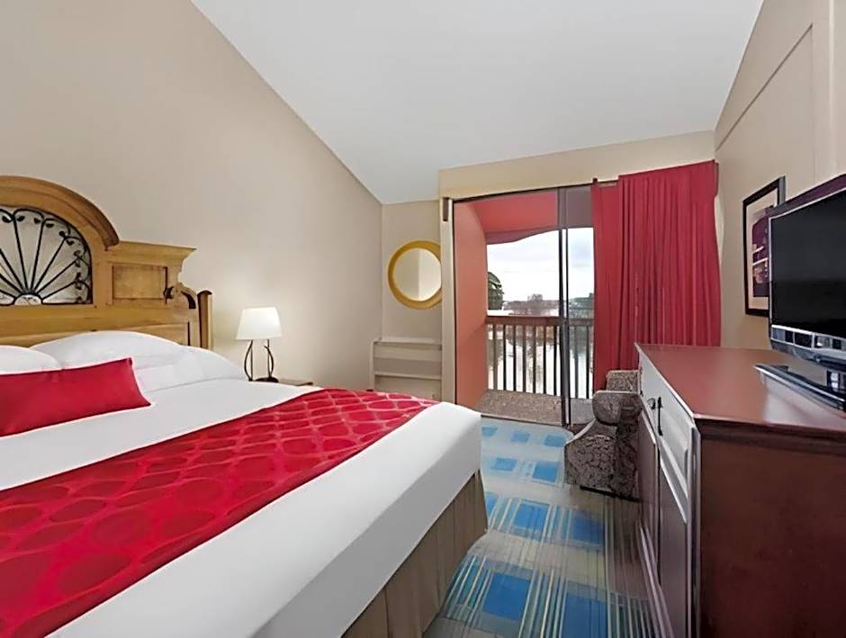 Ramada by Wyndham Monument