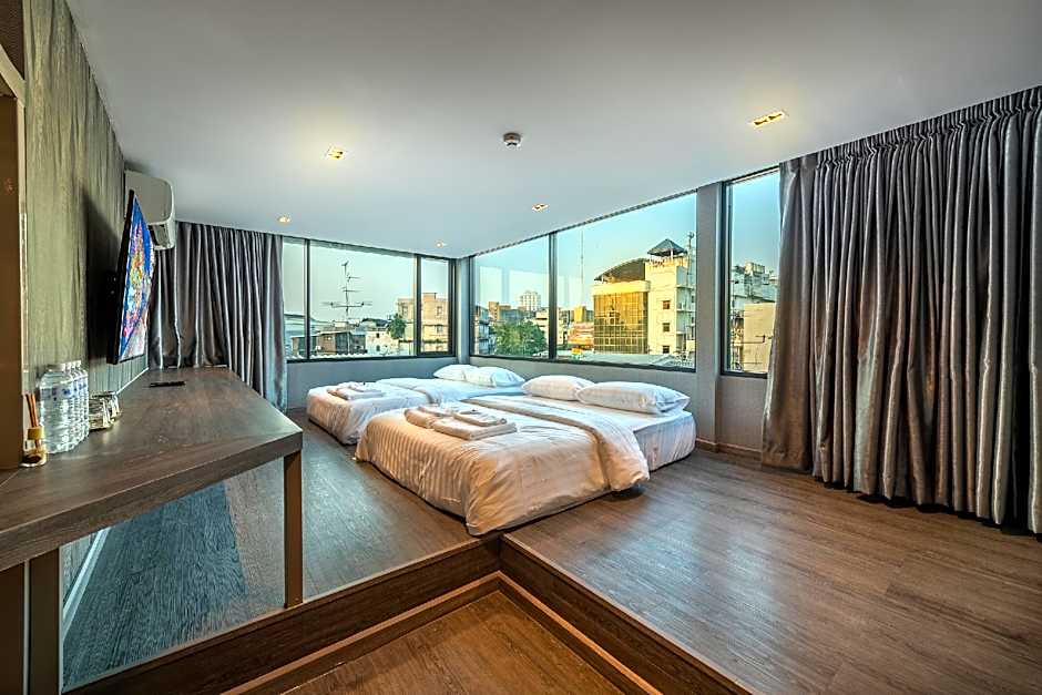 Happy Station Bangkok