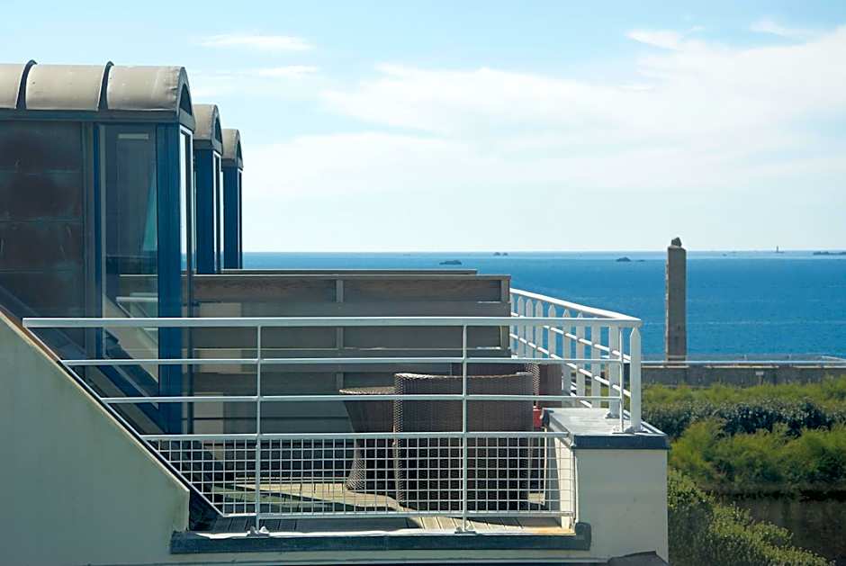 Hostellerie Pointe St-Mathieu,The Originals Collection