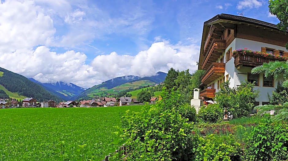 Pension Arnica B&B