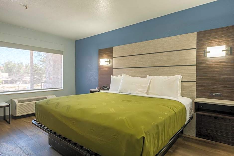 Quality Inn & Suites Manitou Springs At Pikes Peak