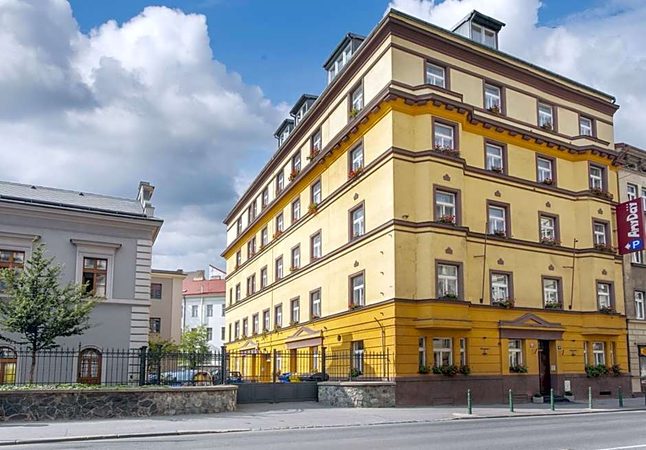 Anyday Apartments