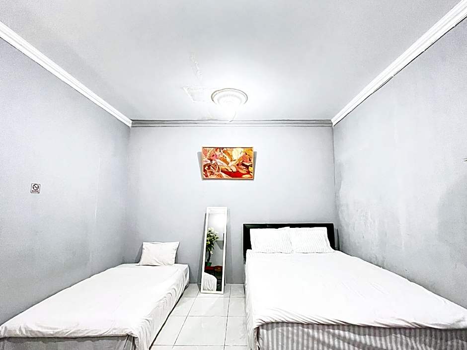 Q-Five Guest House YIA Kulon Progo Mitra RedDoorz