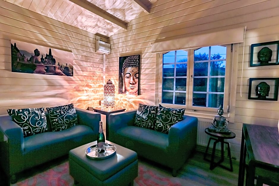 The Retreat Log Cabin