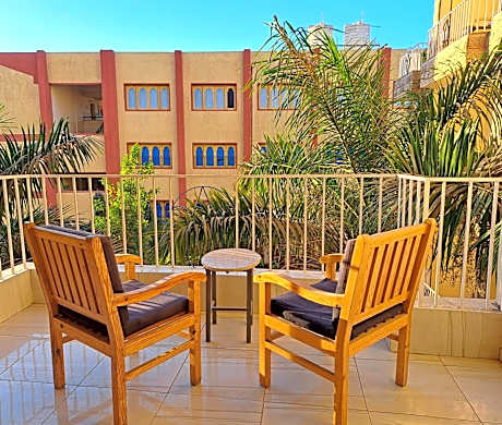 Junior Suite with Garden View