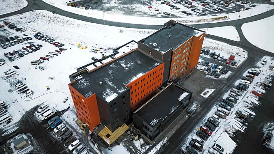 Airport Hotel Aurora Star