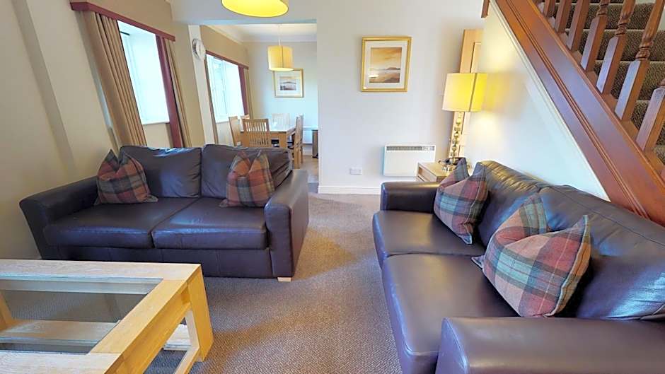 Elmers Court Hotel