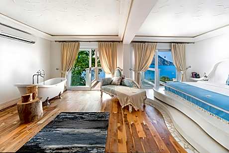 Waterfront Suite