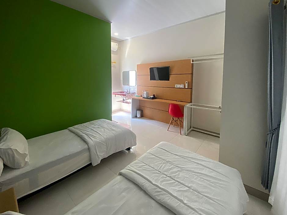 RedDoorz @ Araya House Ngawi