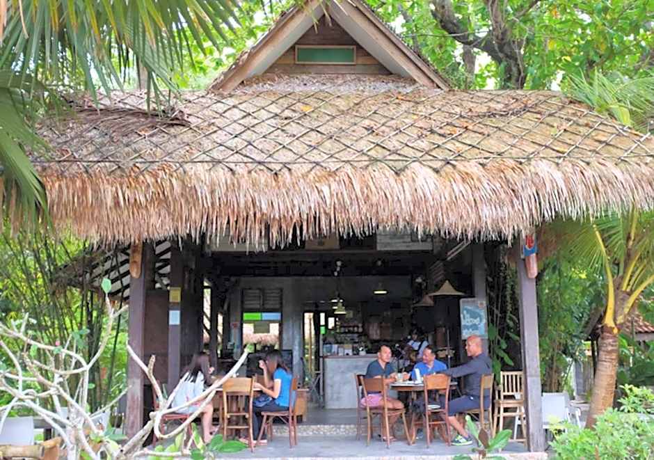 Panji Panji Tropical Wooden Home