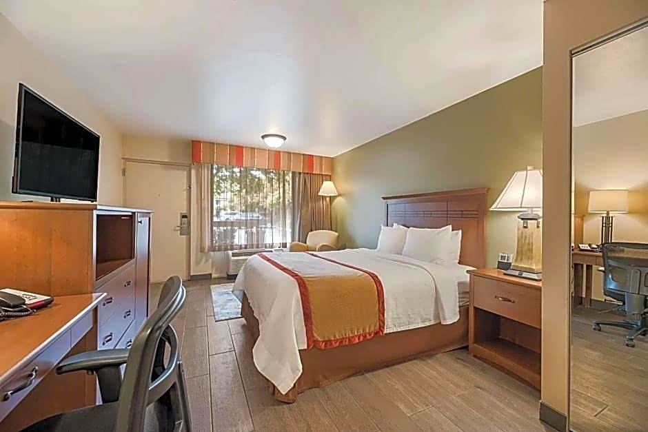 Best Western Town And Country Inn