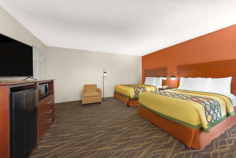 Super 8 by Wyndham New Orleans