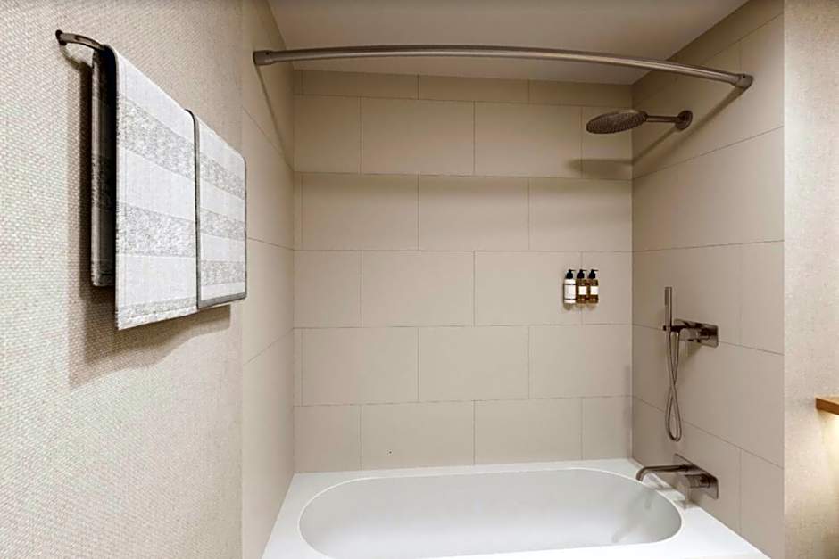 DoubleTree by Hilton Wilkes-Barre