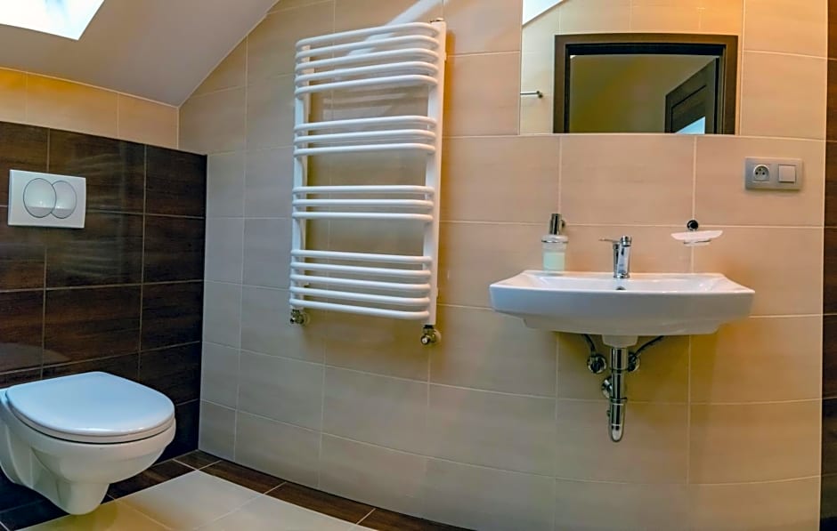 Pokoje Gościnne z łazienkami