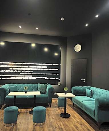 Colour Hotel