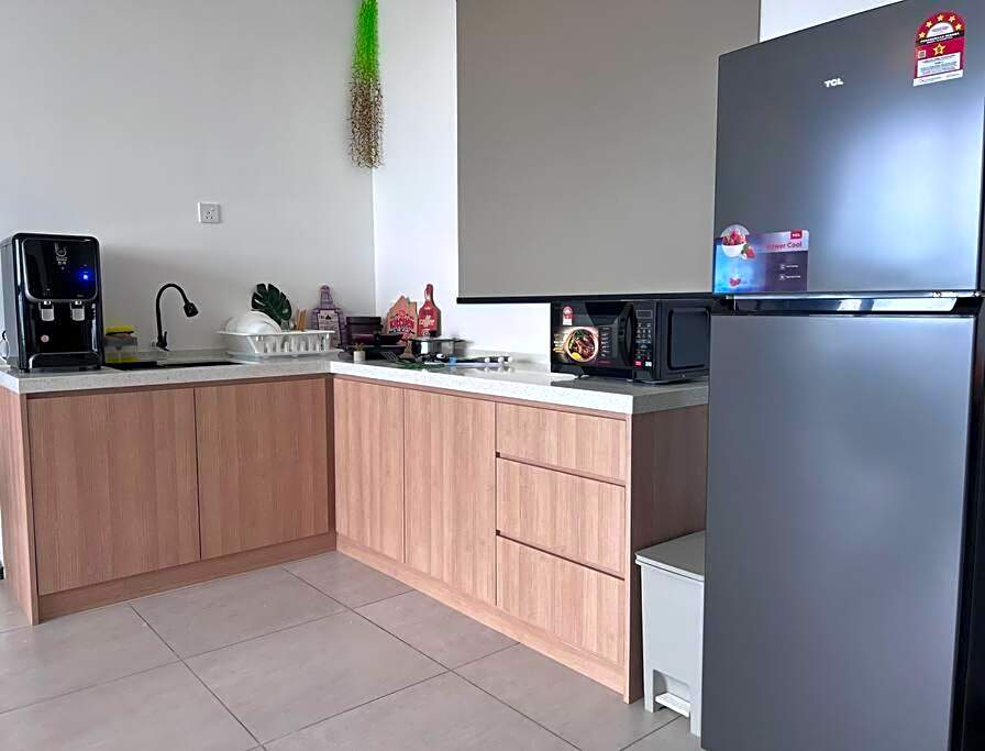 Georgetown Urban Family & Baby-Friendly Home with Skypool Seaview