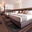 The Ozarker Lodge