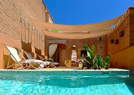 Riad Dar Housnia
