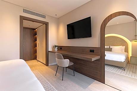 Royal Premium Suite