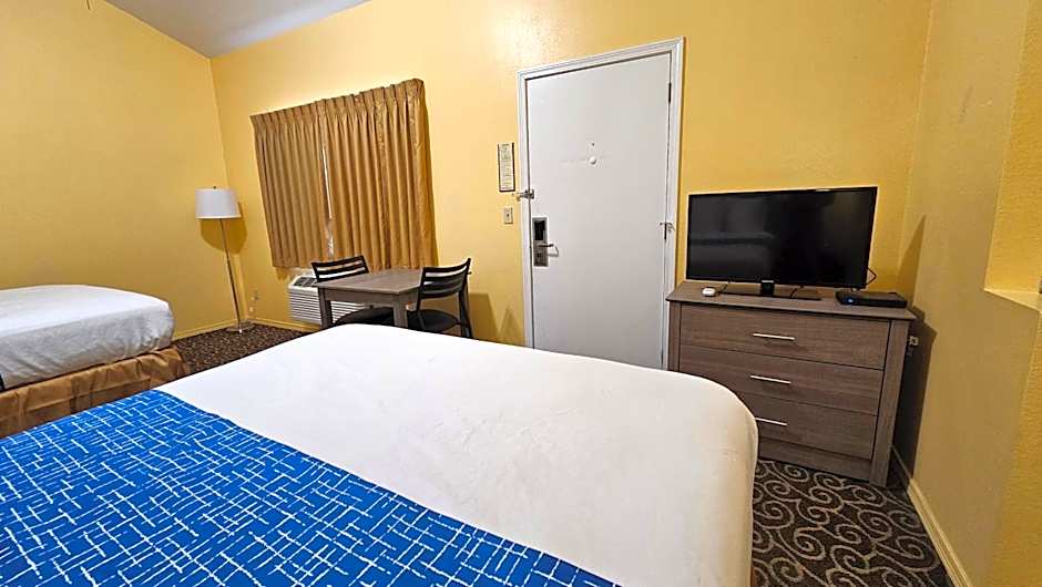 Travelodge by Wyndham Wenatchee